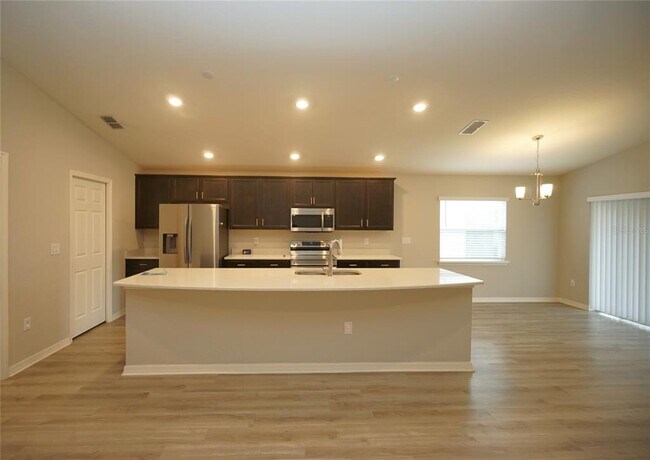 Building Photo - 12221 Cypress Br St