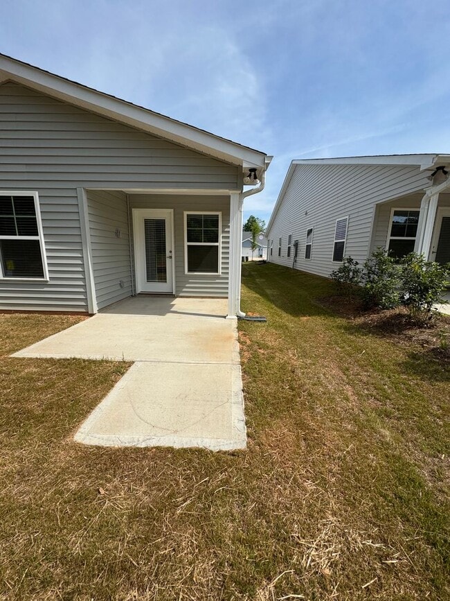 Building Photo - 129 Brawley Villas Pl
