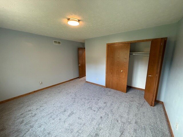 Building Photo - 228 Countryside Dr