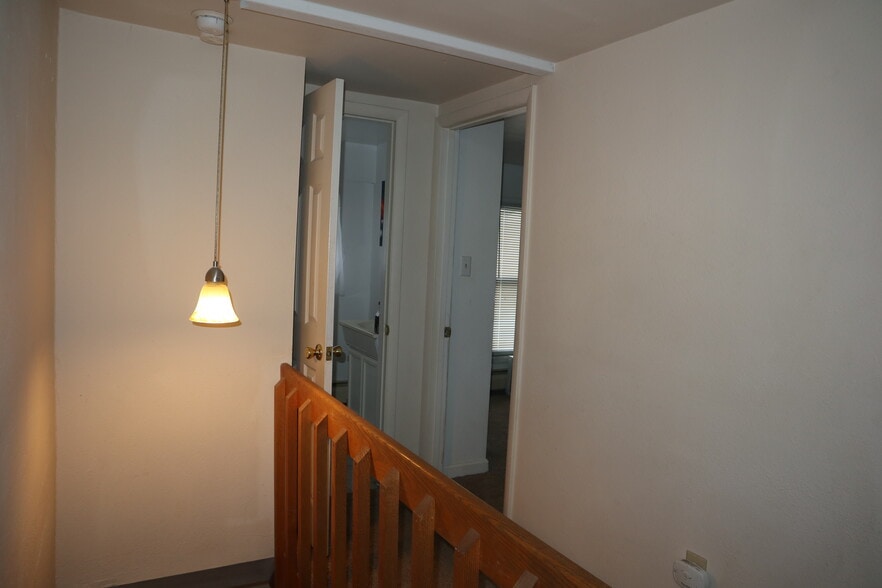 Building Photo - 228 3rd St