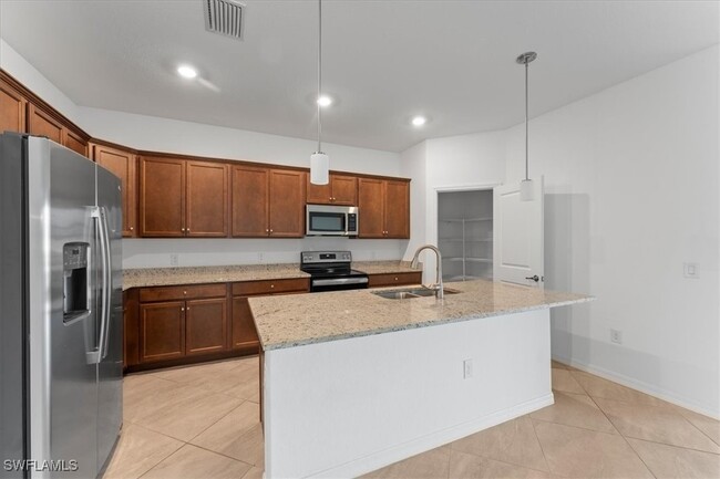 Building Photo - 14708 Cantabria Dr