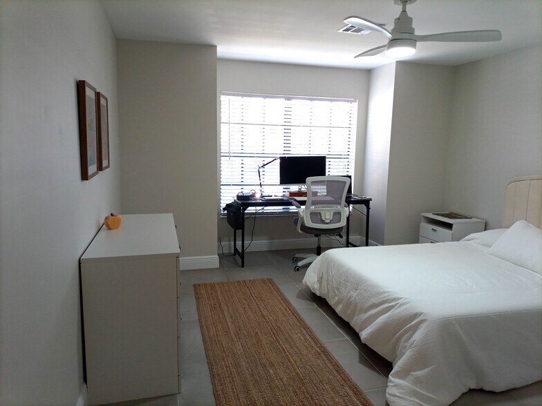 Building Photo - 13473 Fountain View Blvd