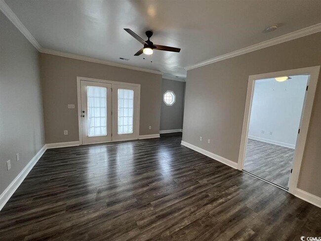 Building Photo - 2057 Silvercrest Dr