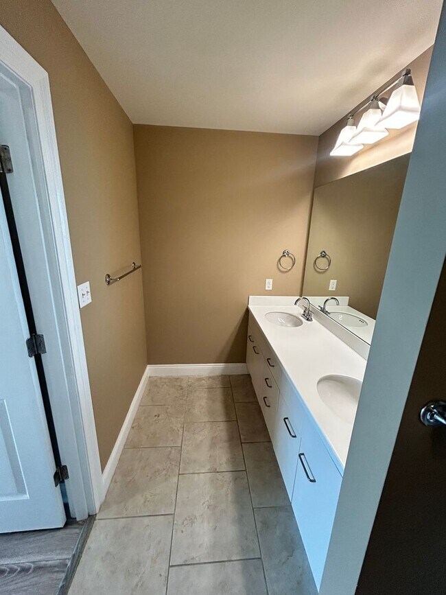 Building Photo - 6422 US-98