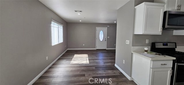 Building Photo - 12308 Valley View Ave