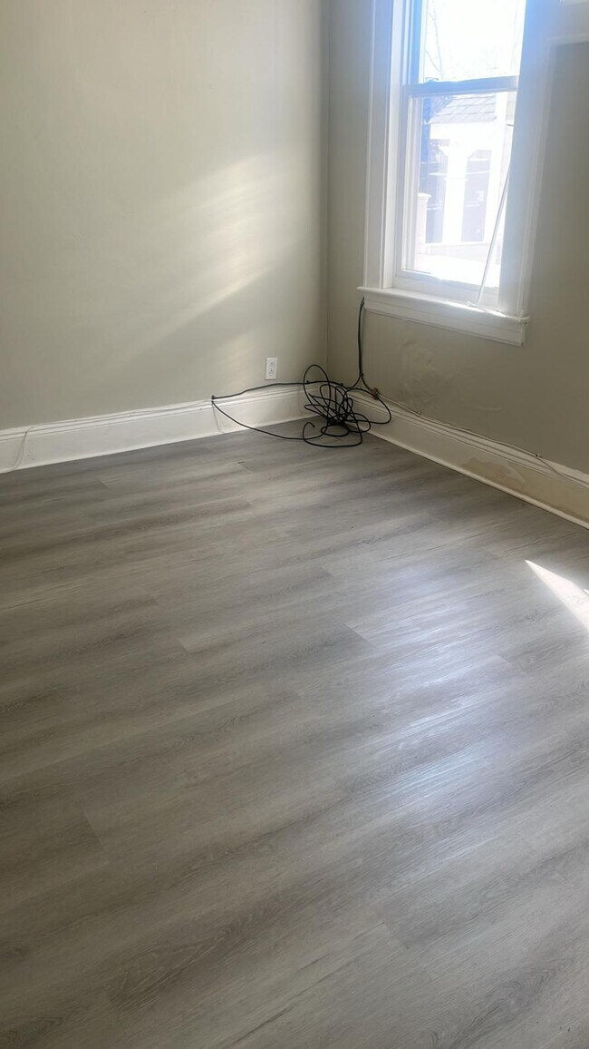 Unit 1R - 55 Melville Pl