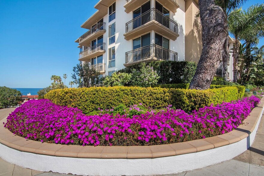 Primary Photo - Oceanhouse on Prospect