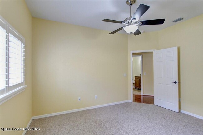 Building Photo - 1648 Kestrel Ct