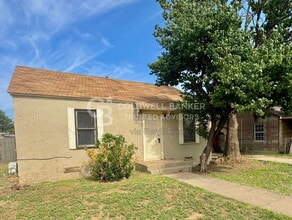 Building Photo - 114 Avenue V