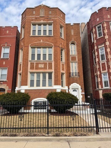 Building Photo - 7825 S Wood St