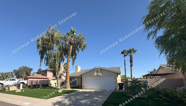 Building Photo - BEAUTIFULLY REMODELED 3 BEDROOM HOME WITH ...