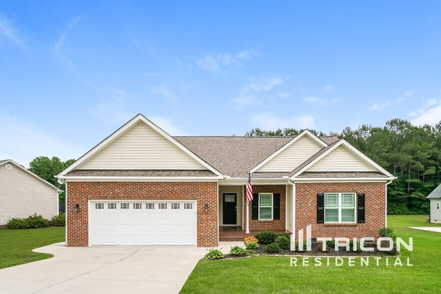 Primary Photo - 33 Abba Cir