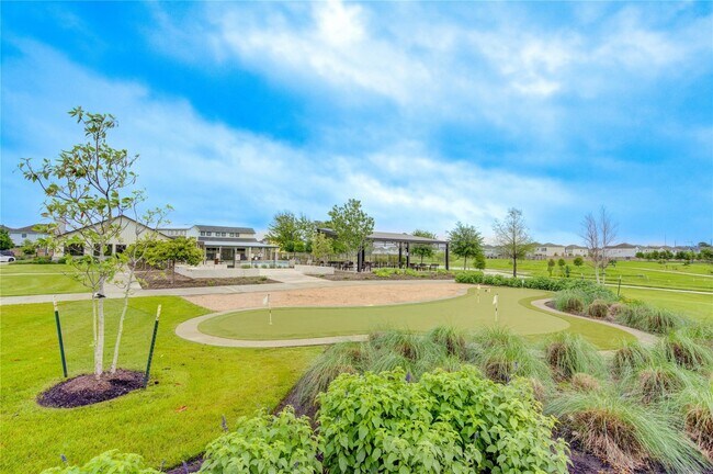 Building Photo - 9804 Rugged Oaks Dr