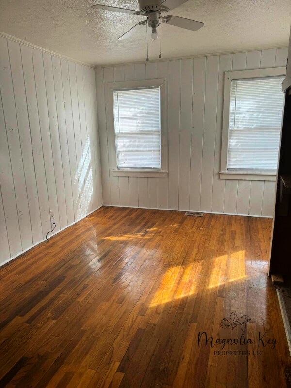 Building Photo - 7203 Porcher Dr