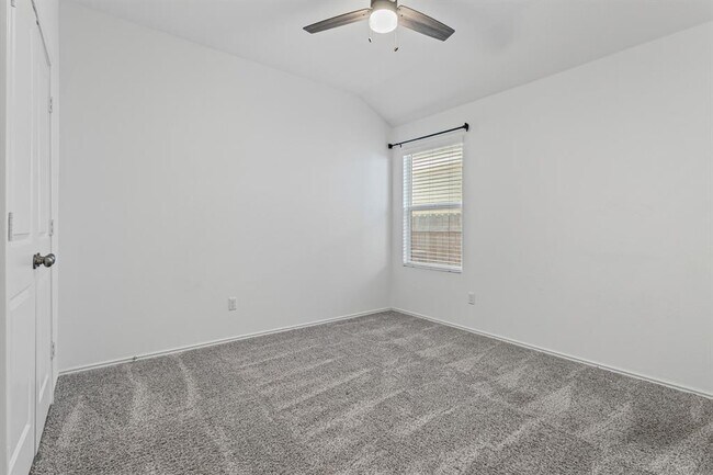 Building Photo - 308 Majestic Cedar Ct