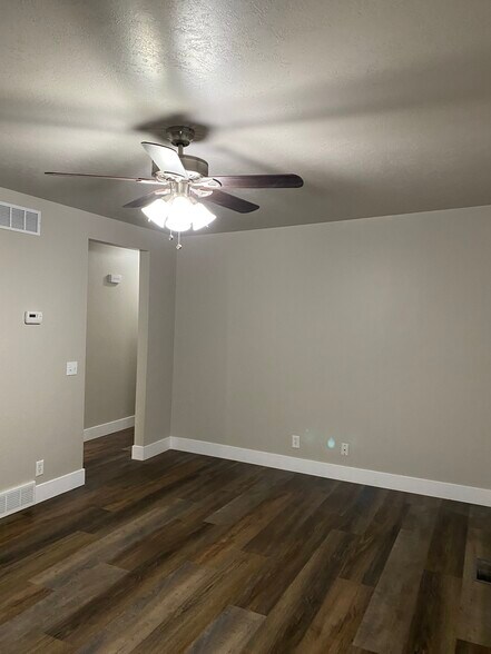 Building Photo - 4082 Liberty Ave