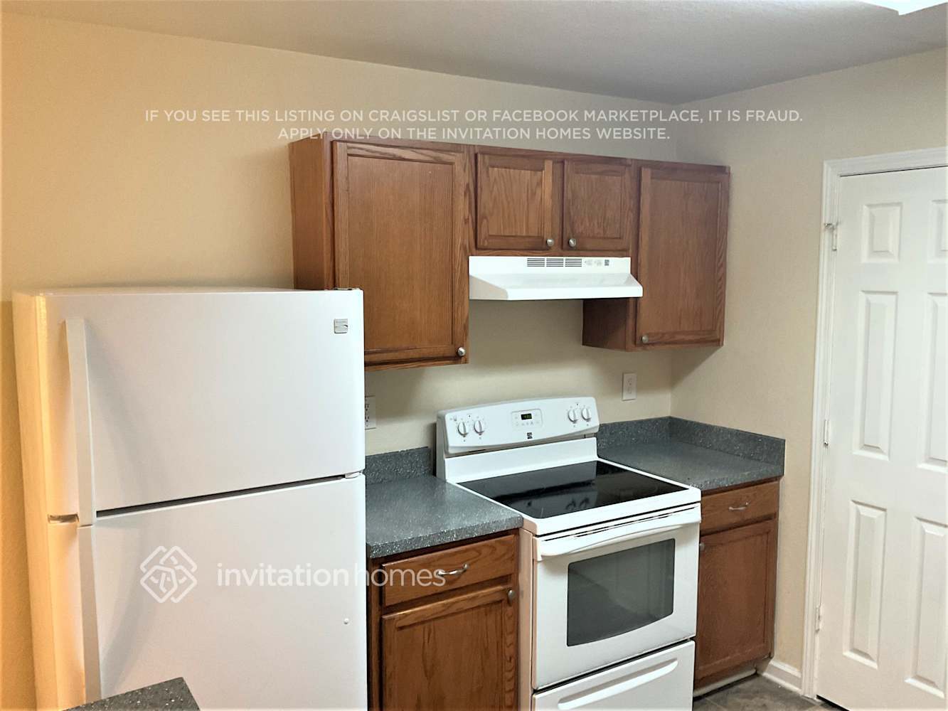 Building Photo - 4410 Ravenwood Dr