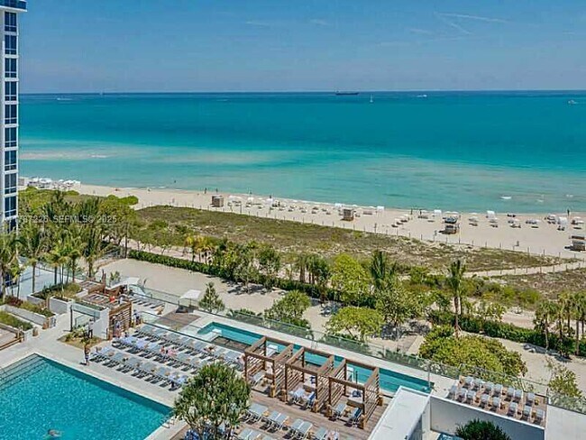 Building Photo - 2301 Collins Ave