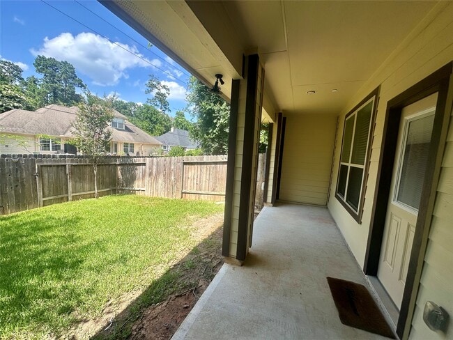 Building Photo - 15518 Marina Dr