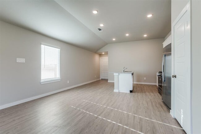 Building Photo - 925 Oak Mist Ln