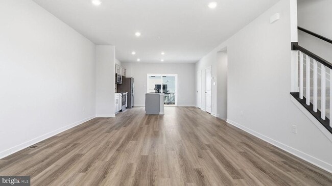 Building Photo - 466 Still Feather Ave