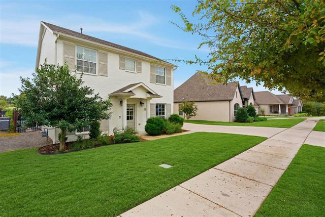 Building Photo - 318 Bluestem Ln