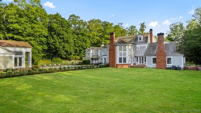 Building Photo - 1421 Oenoke Ridge