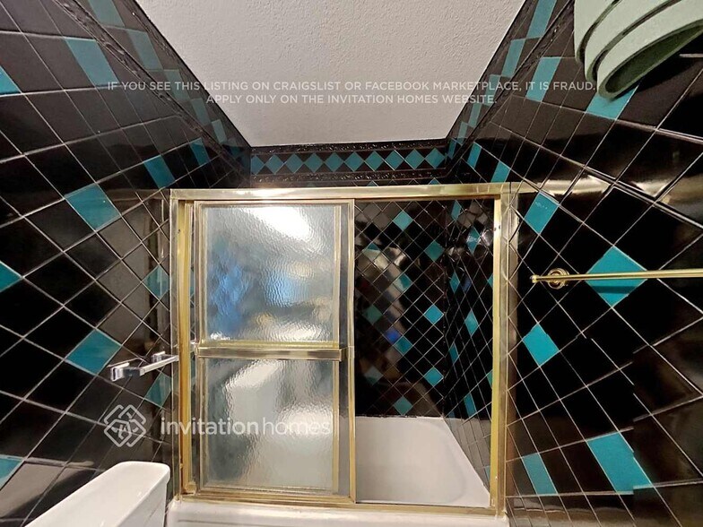 Building Photo - 3141 W Danbury Dr