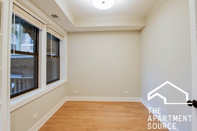 Building Photo - 4407 N Seeley Ave