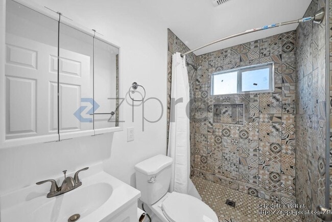 Building Photo - 12313 Lakewood Blvd