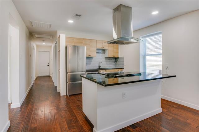 Building Photo - 1903 Harlandale Ave