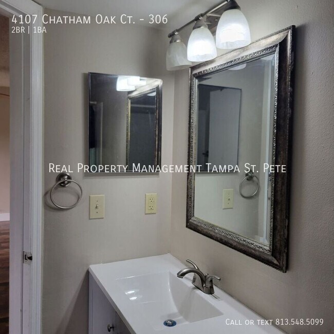 Building Photo - 4107 Chatham Oak Ct