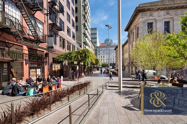 Building Photo - 6 Mint Plaza