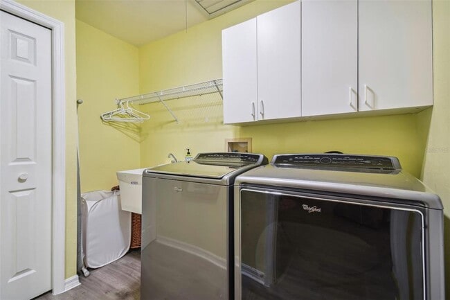 Building Photo - 12728 Flamingo Pkwy