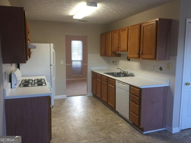 Building Photo - 532 Easton Dr