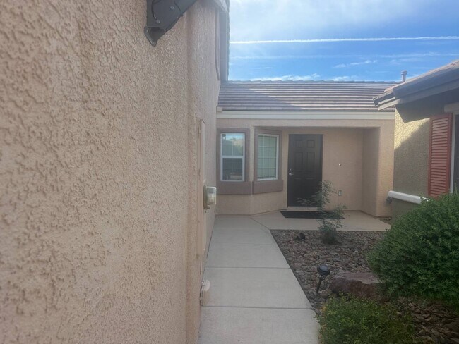 Building Photo - 2839 China Cove St