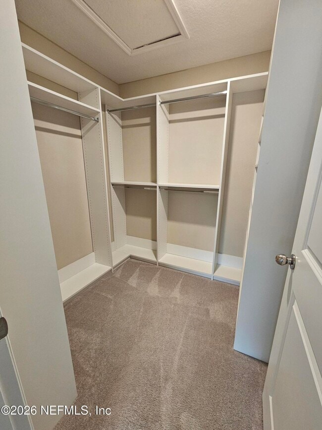 Building Photo - 10330 Alder Creek Ln