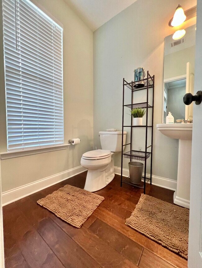 Building Photo - 3085 Margot Ln