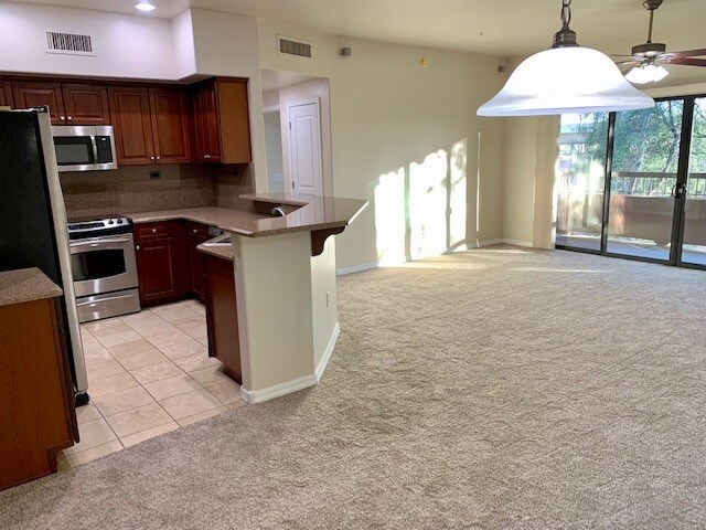 Building Photo - 20660 N 40th St