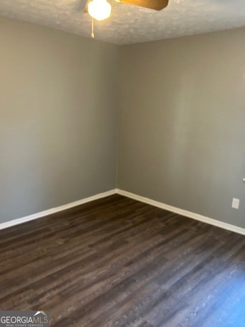 Building Photo - 499 Oak Way