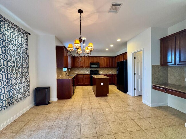 Building Photo - 3640 Fossilwood Way