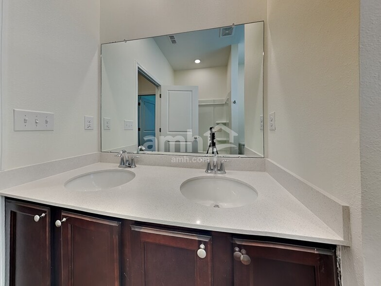 Building Photo - 1391 Celery Palm Cove