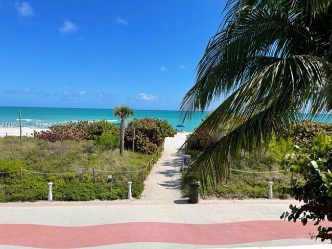 Building Photo - 5555 Collins Ave