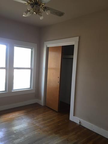 Building Photo - 1390 FM 1187