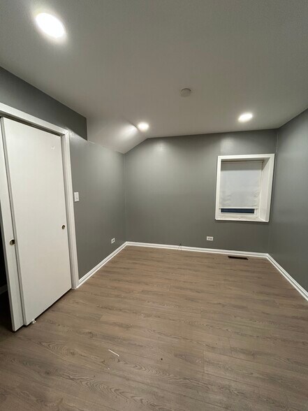 Building Photo - 2900 S Quinn St