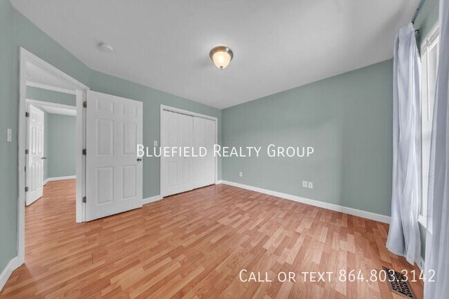 Building Photo - 503 Ridgeville Church Rd