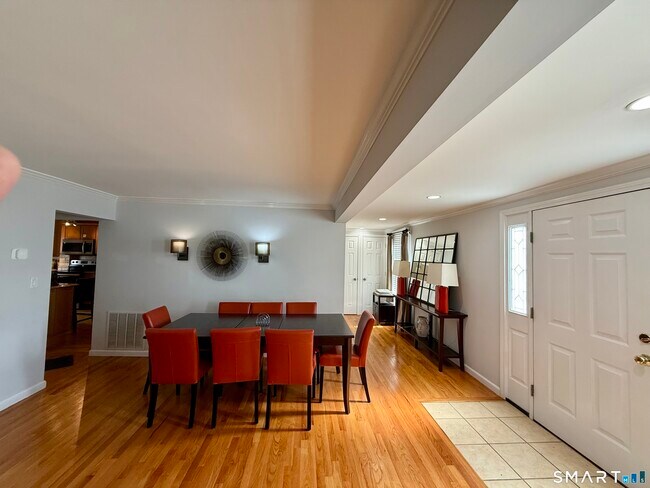 Building Photo - 65 Terrace Ave