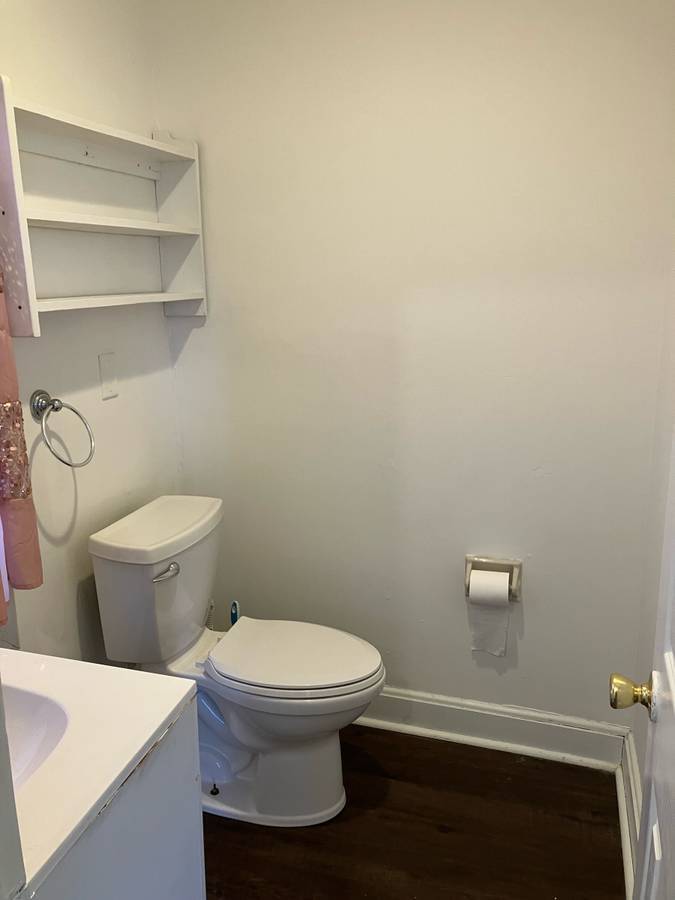 Building Photo - 738 Port Monmouth Rd