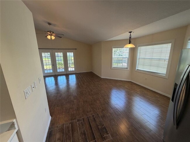 Building Photo - 7224 49th Ave E