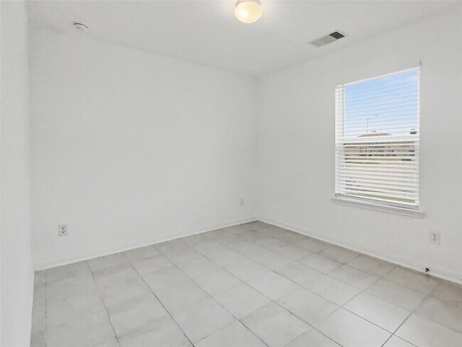 Building Photo - 1310 Cardinal Trail